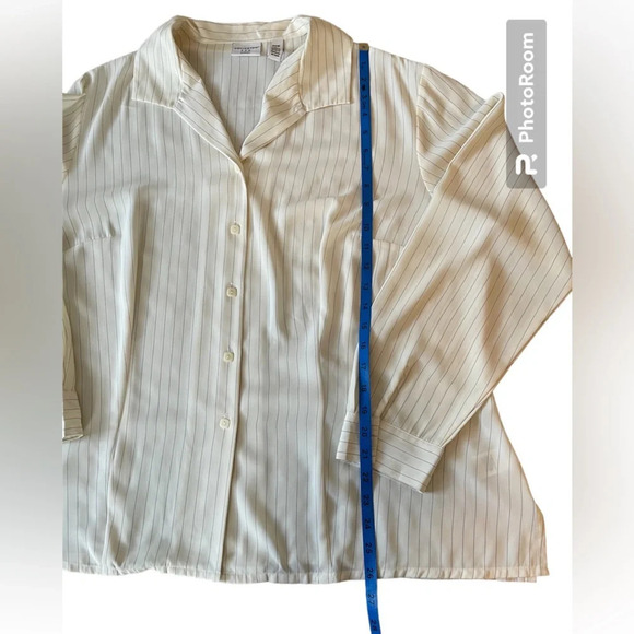 Covington Woman Long Sleeve Pin Striped Button Down Blouse Cream Gray 20W - Picture 4 of 9